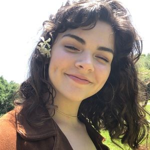 Meet your Posher, Charlotte